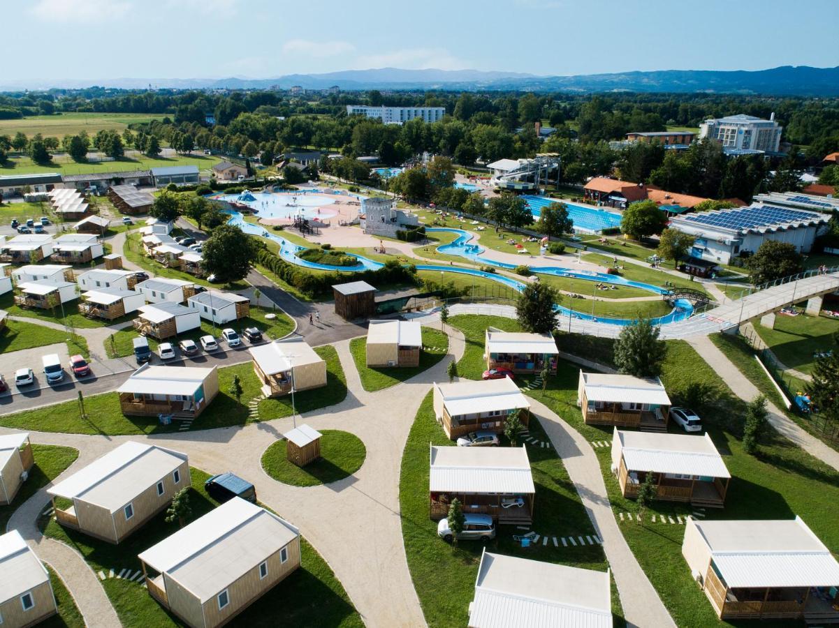 Terme Village - Mobile Homes Catez ob Savi Kültér fotó
