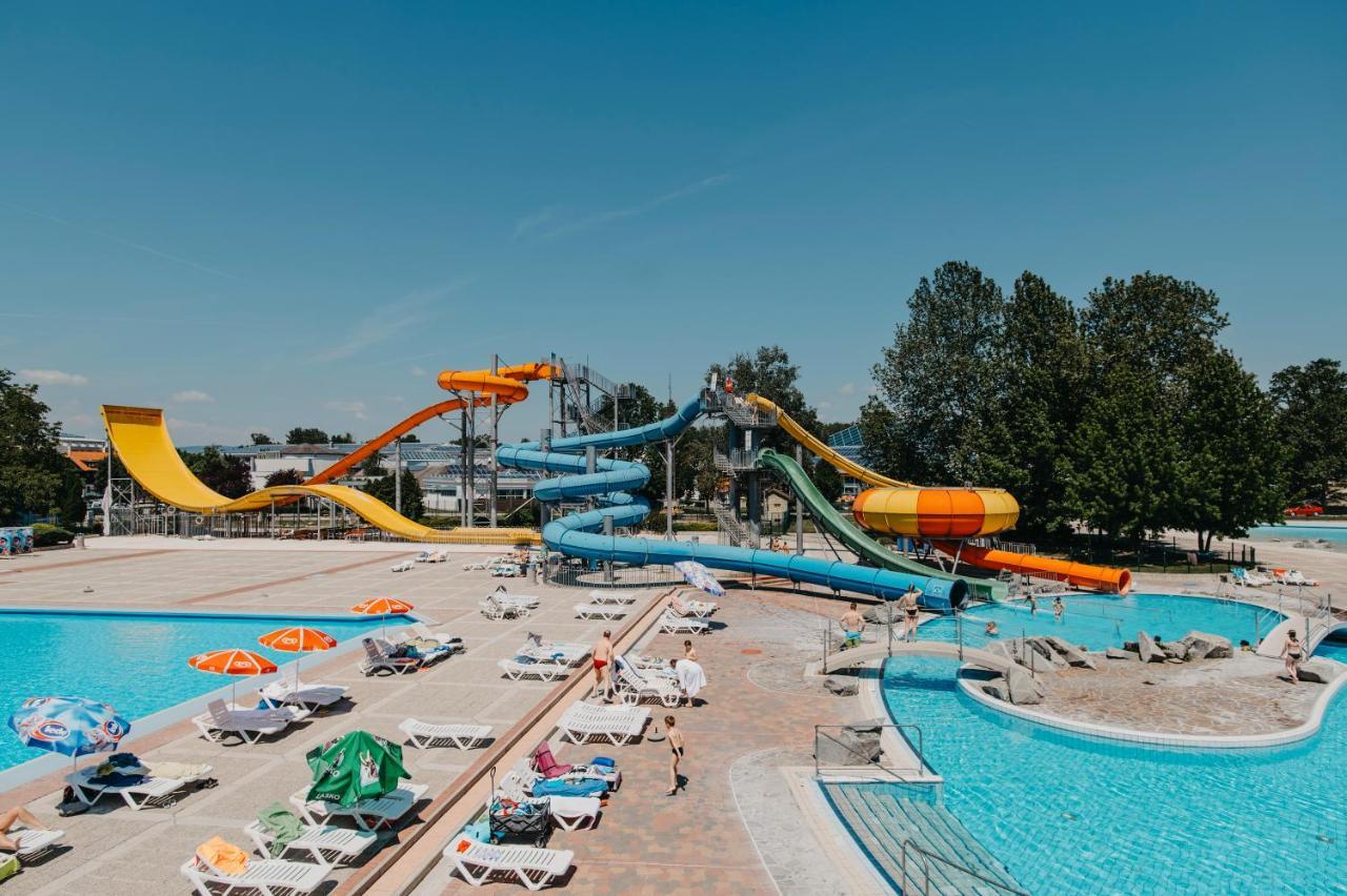 Terme Village - Mobile Homes Catez ob Savi Kültér fotó